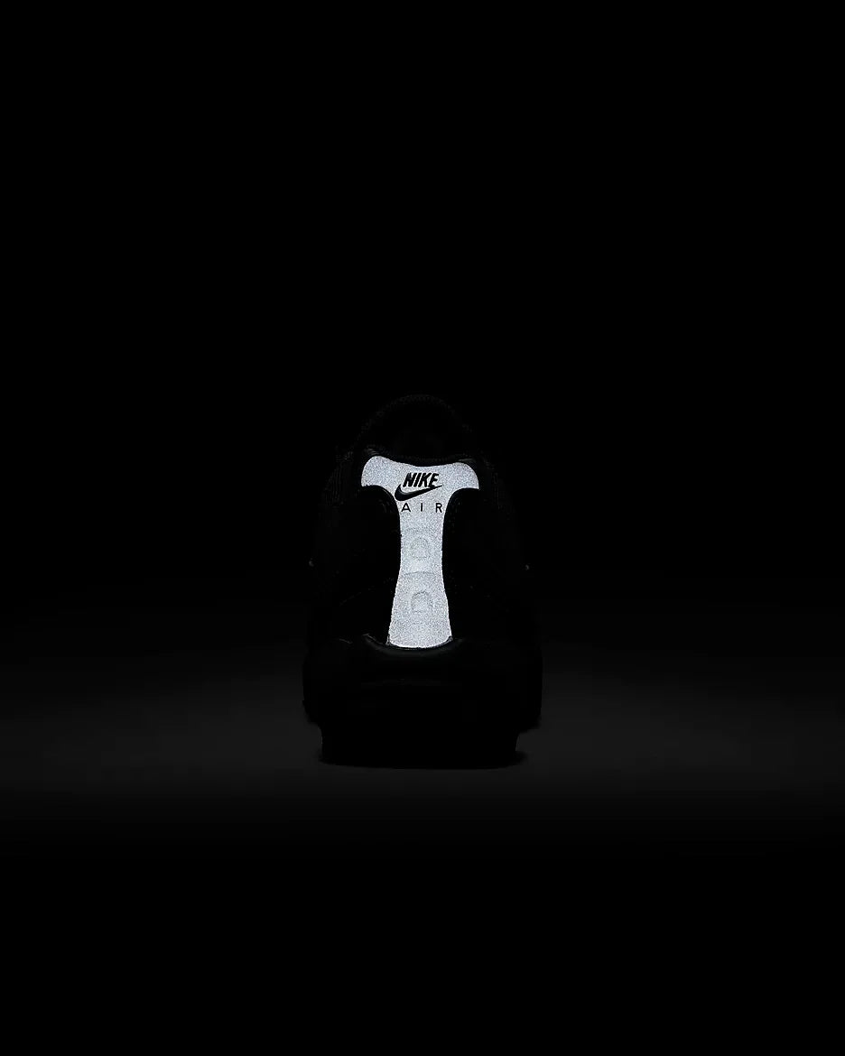 Air Max 95 Essential