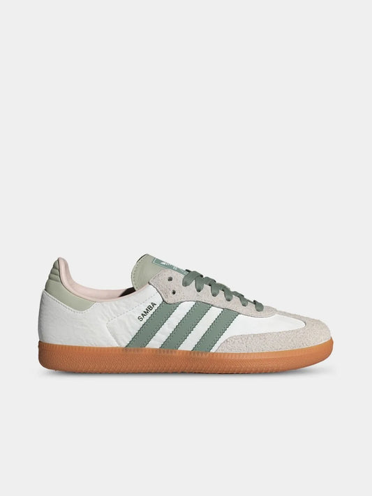 Adidas sambas Toffee and White