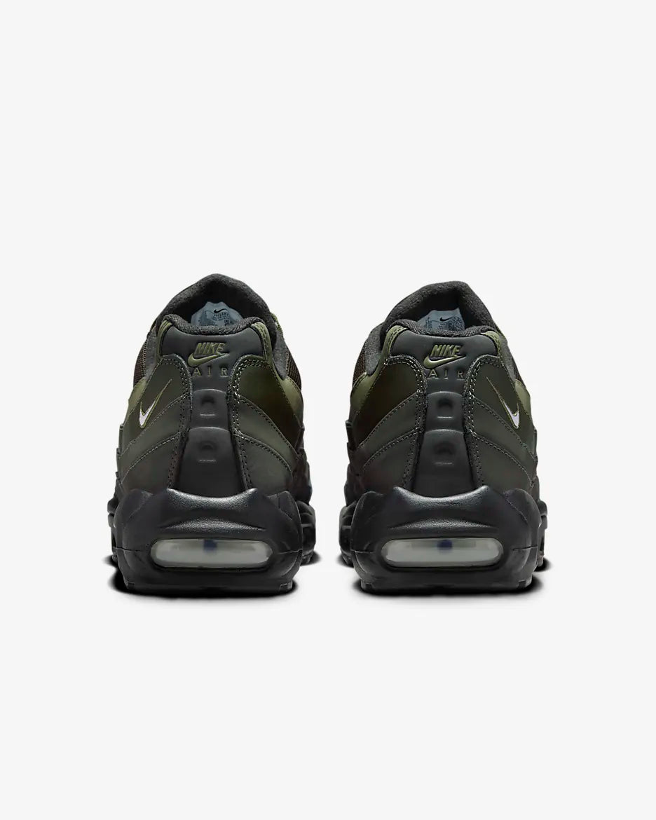 Air Max 95 Essential