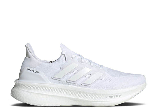 Ultra Boosts 5 'Triple White'
