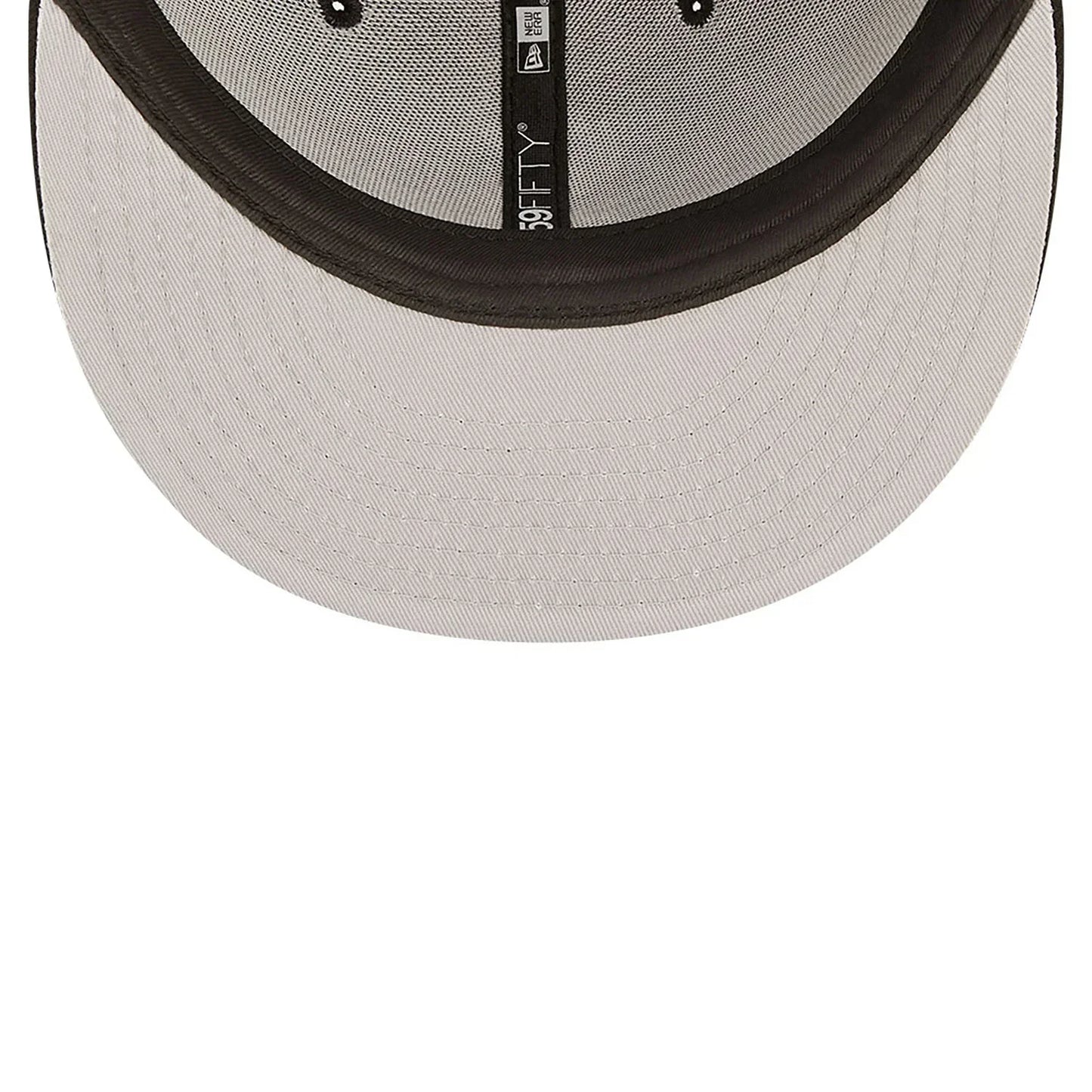 Chicago White Sox Heart Side Patch Fitted Black